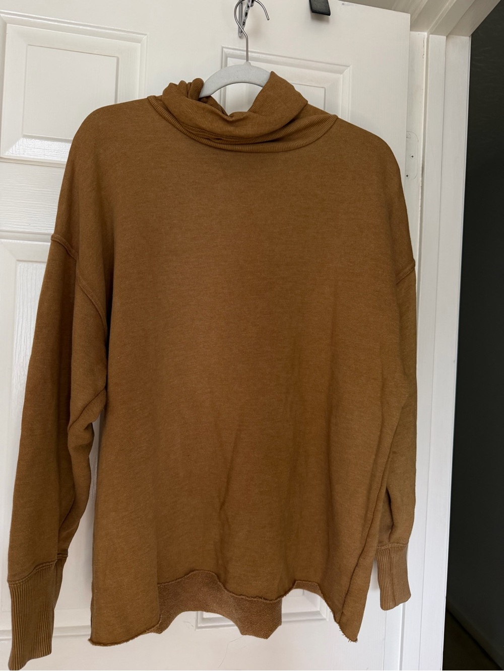 aerie Brown Turtleneck Sweatshirt material